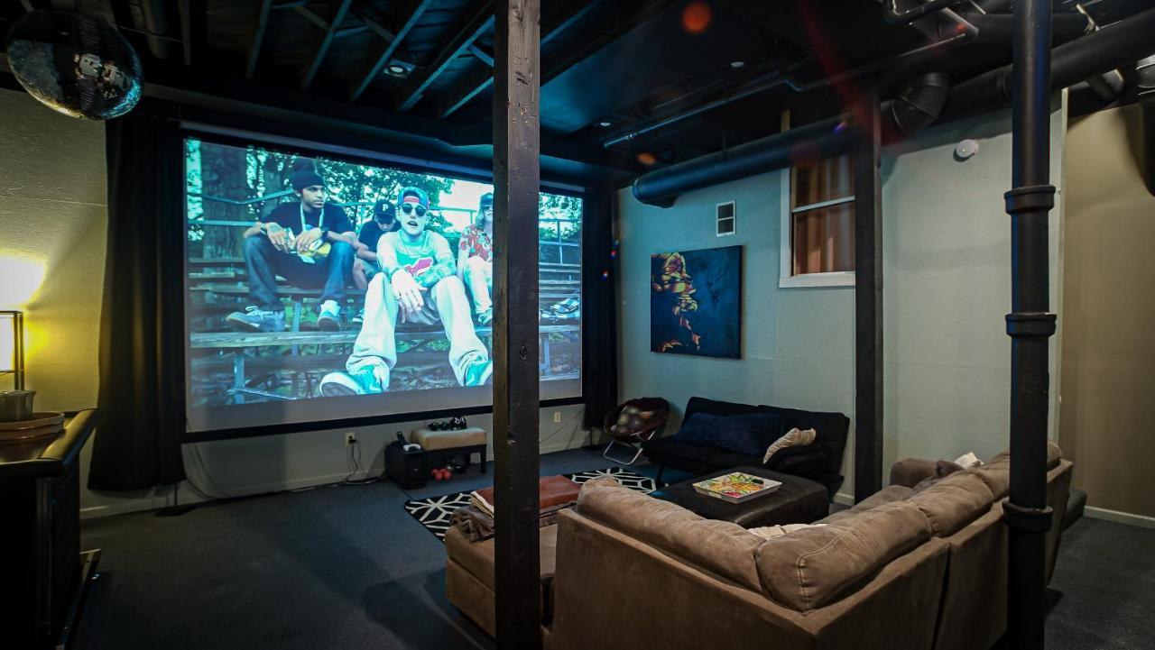 160Inch Home Movie Theater- Great For Movie Night! Омаха Экстерьер фото
